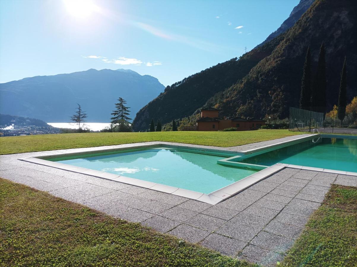 Lake View Studio Flat Riva del Garda Luaran gambar