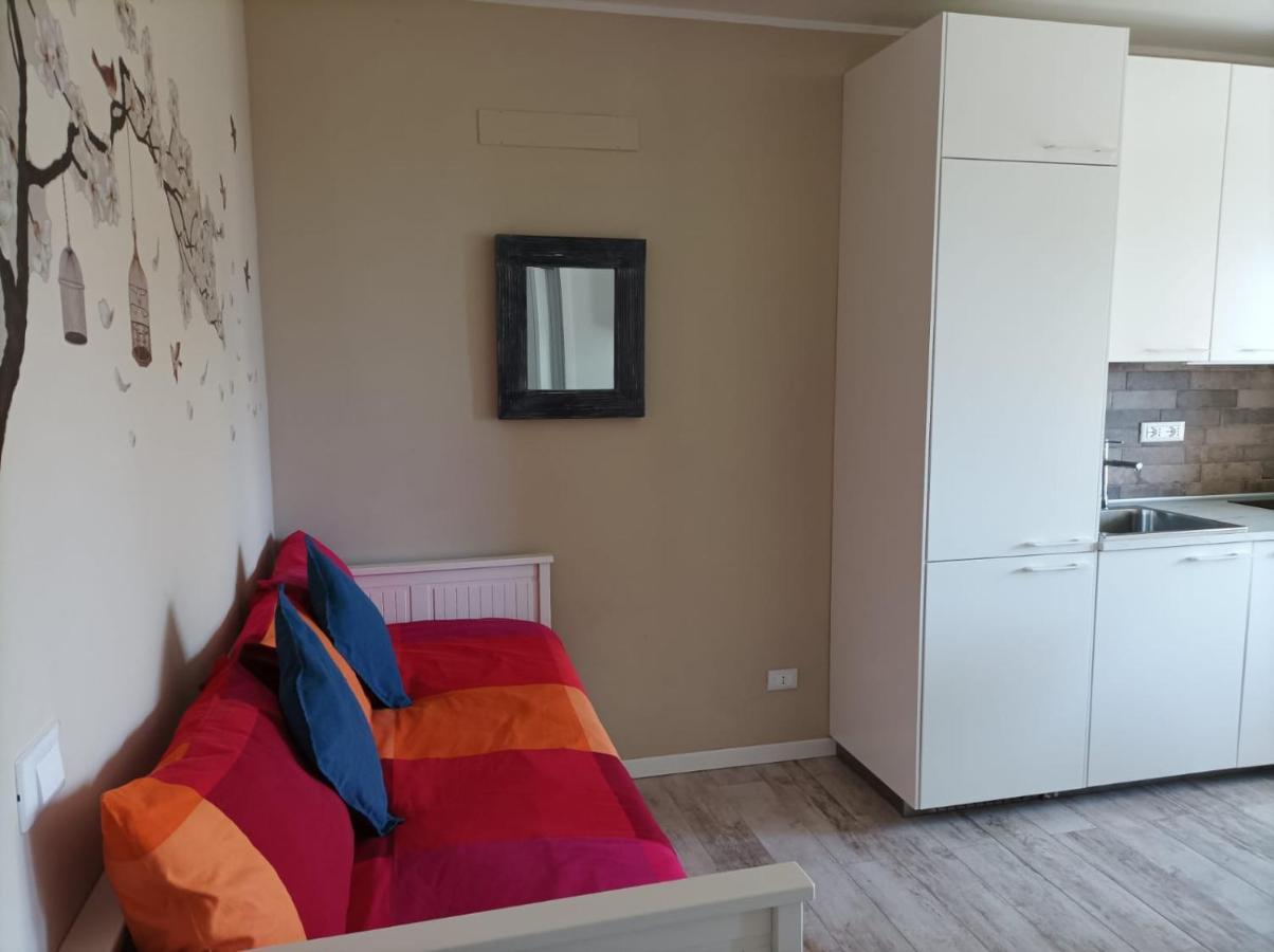 Lake View Studio Flat Riva del Garda Luaran gambar